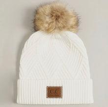 Load image into Gallery viewer, Chevron Beanie
