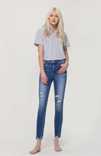 Load image into Gallery viewer, Windy Denim
