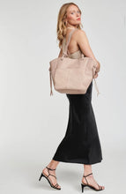 Load image into Gallery viewer, Chloe Tote *multiple colors available
