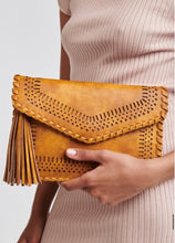Load image into Gallery viewer, Daisy Clutch *multiple colors available
